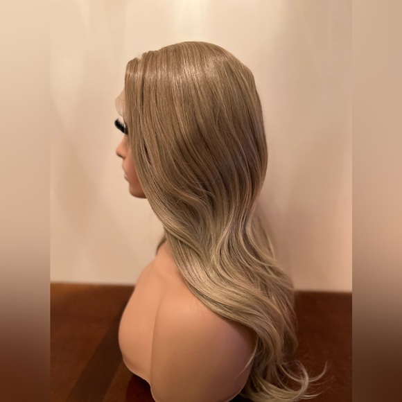 PREMIUM MOCCA BLONDE NATURAL LIGHT ENDS SET WAVY WIG NATURAL LACE HIGHLIGHTS - Picture 11 of 11